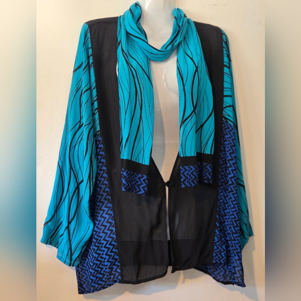 Kavita Abstract Silk Kimono Shrug & Scarf